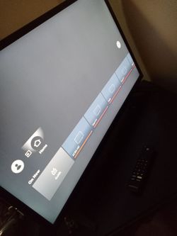 32 inch insignia TV with remote