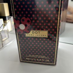 Marc Jacob’s Dot Eau de Parfum Spray3.3 fl oz 100ml