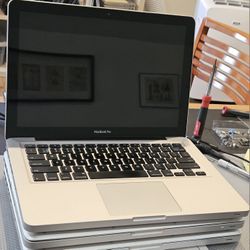 Apple MacBook Pro REPAIR LOT. READ Description 👀 