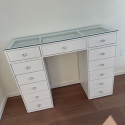 Makeup Vainty With Glass Top