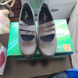 Women's Comfort Shoes Size 8