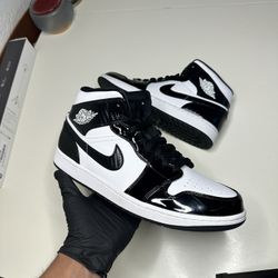Air Jordan 1 Mid SE Carbon Fiber / All-Star Black White Men’s 11