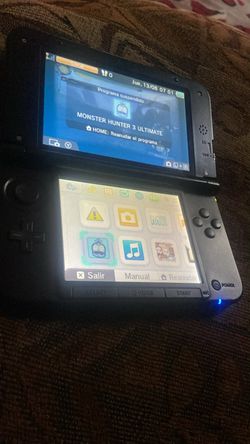 Nintendo 3DS XL  w 5 games and charger