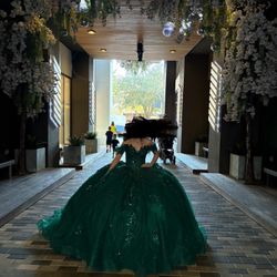 Quince Dress With Crown And Tiara 