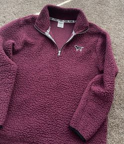 Woman’s Victorias Secret PINK half zip Sherpa sweater