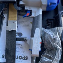 Hardwood Flooring Stapler