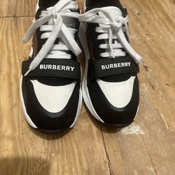 Burberry Shoes 
