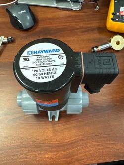 Hayward SV Series 1/2" True Union Solenoid Valve 24VAC/DC C/PVC SVX00501 LB61-24