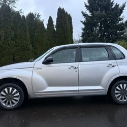 2006 Chrysler PT Cruiser *MANUAL STICK SHIFT*