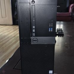 PC desktop Dell OptiaPlex 7040 15, 16Gb ddr4 ram, 233Gb ssd HD, 2Gb Gt 730 video card. Lite gaming