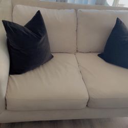 2 Sofas