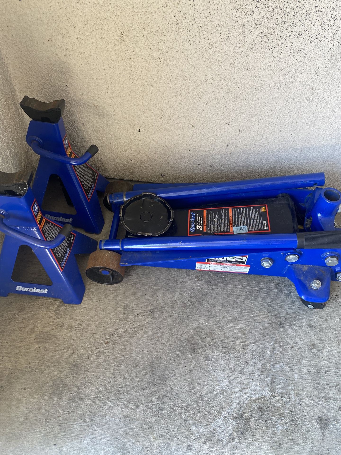 Car Jack And 2 Jack Stands for Sale in Chula Vista, CA OfferUp