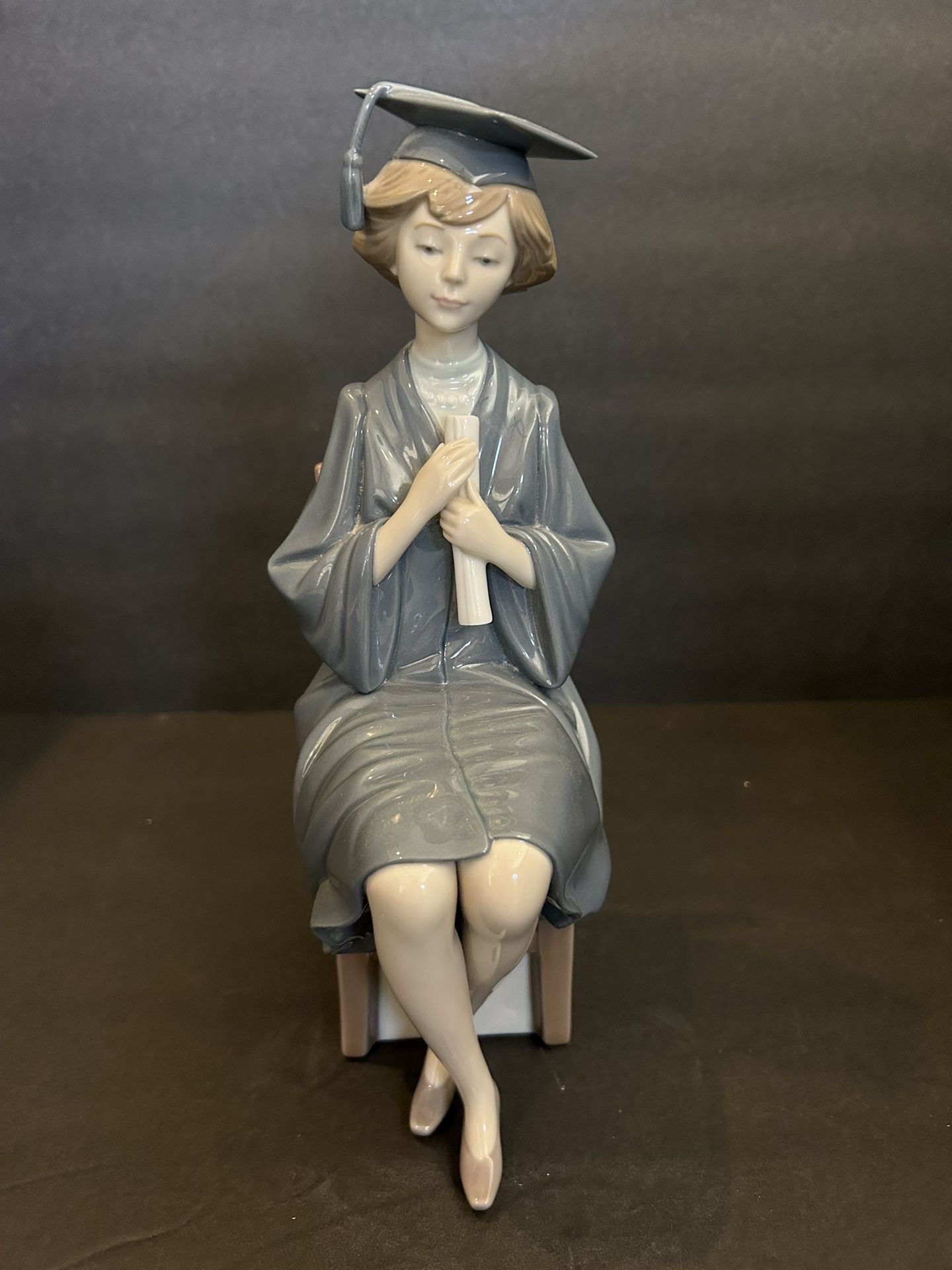 Graduate Girl Porcelain Figurine - Lladro