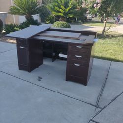 L Shaped Office Desk Spacious Drawers And Top Rack With Two Glass Lid Spacious Cabinet, Normal Wear And Tear, Perfect For Office Work,.