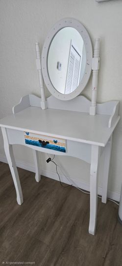 Free - Vanity girl