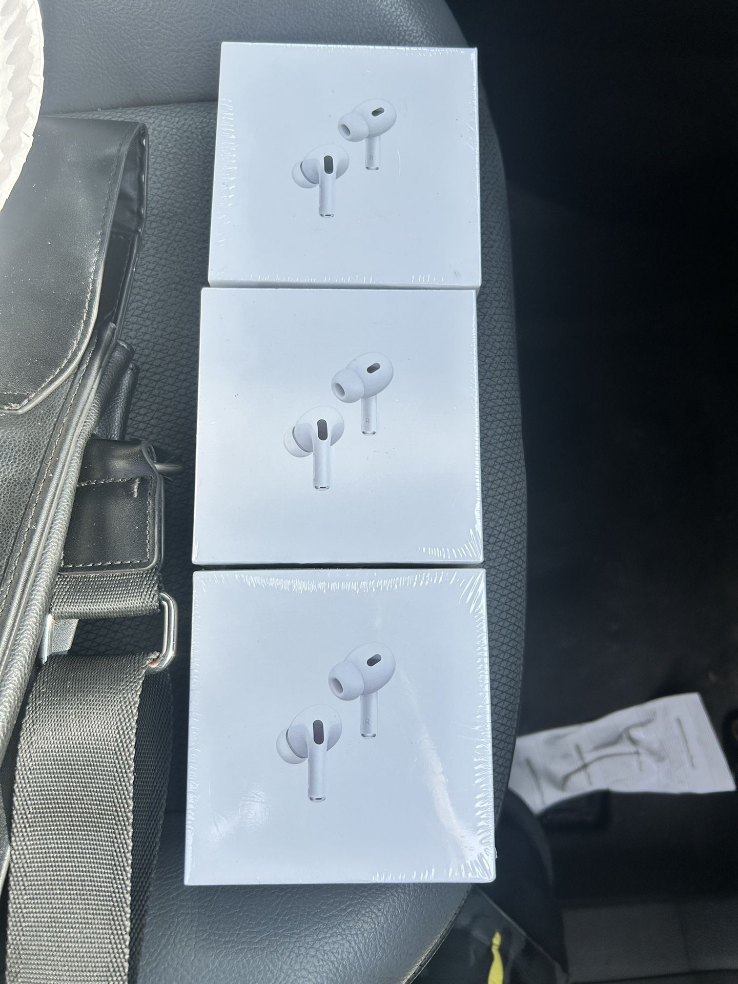 AirPods