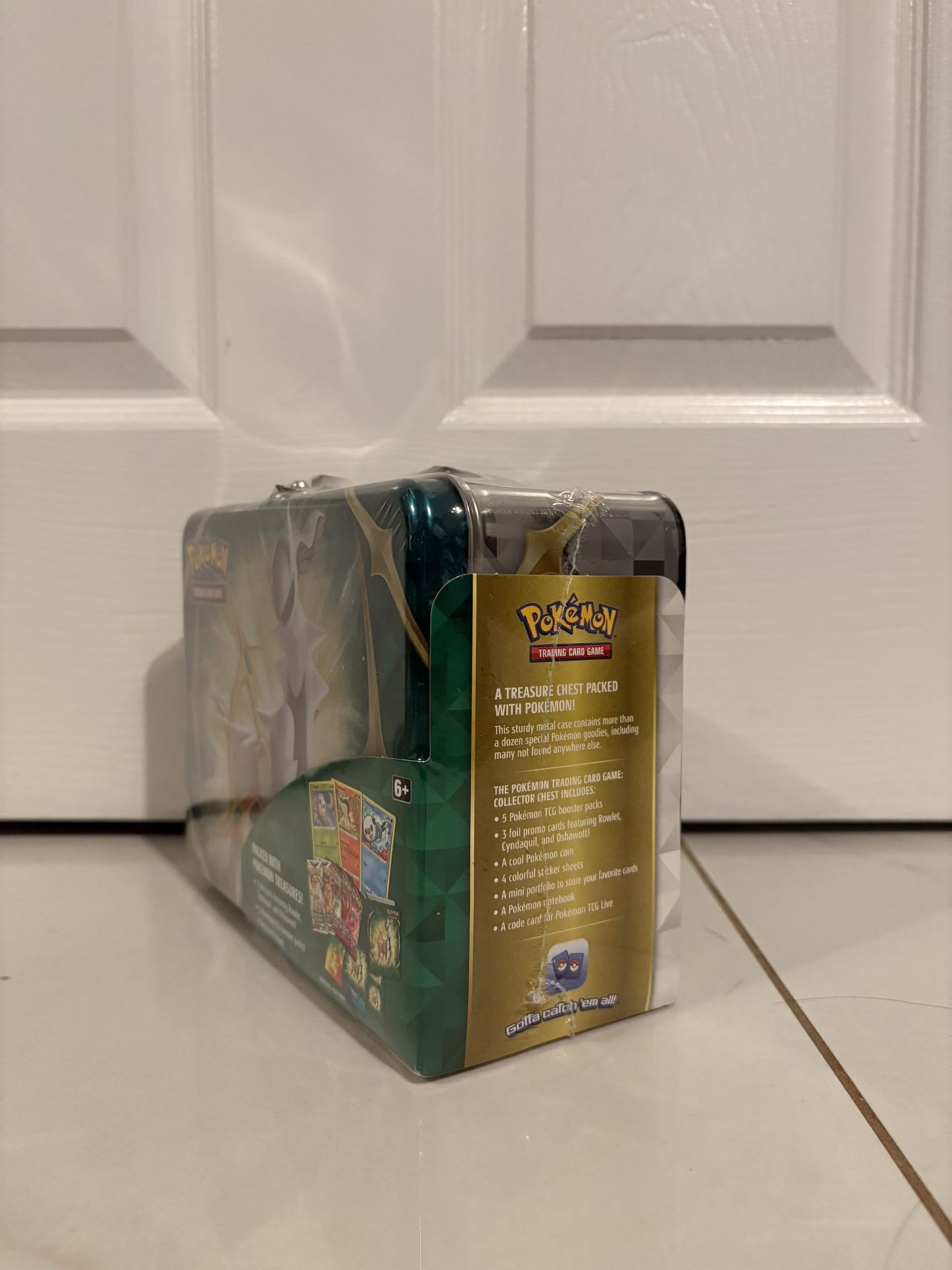 Sealed Arceus Lunch box Tin(Brilliant stars and Fusion strike) Sealed Arceus Lunch box Tin(Brilliant stars and Fusion strike)