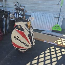 2 Golf Club And Bag Sets