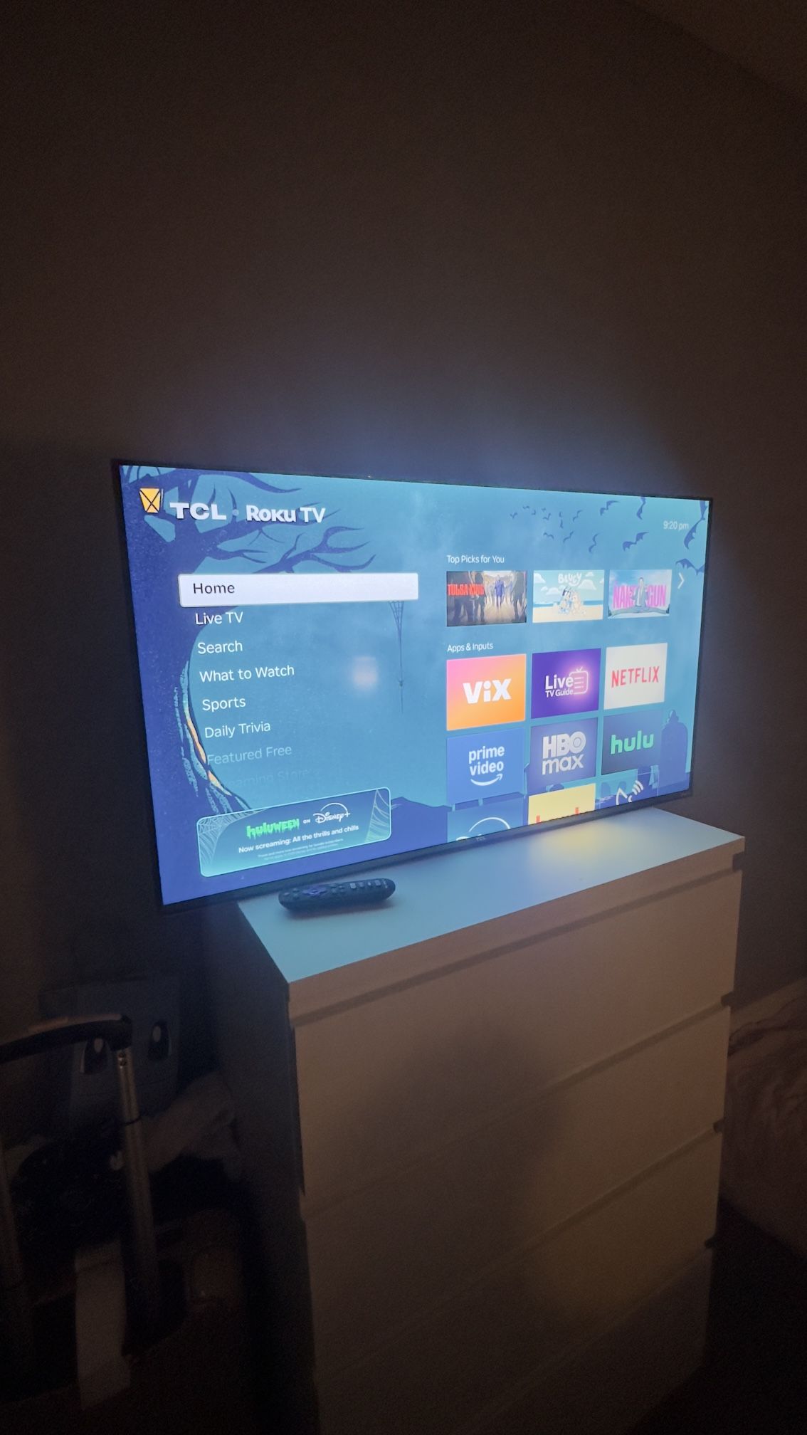 40 Inch Tcl-Roku Tv