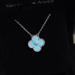 Silver single diamond blue pine stone clover