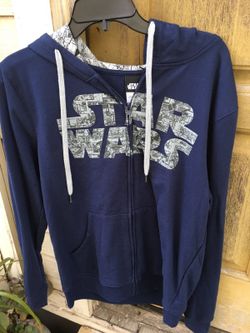 Star wars boys hoodie medium