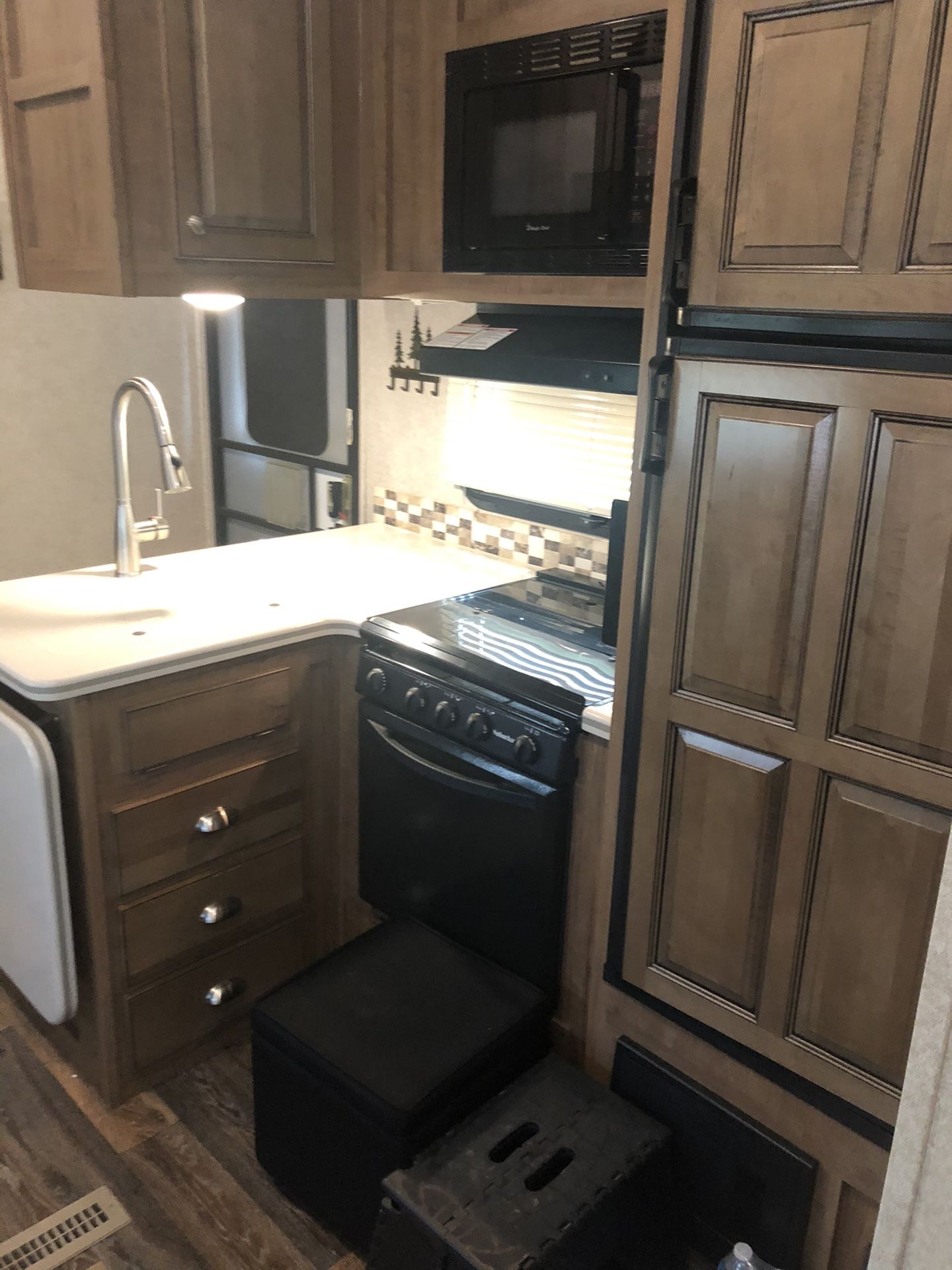 32 FT 5th Wheel
