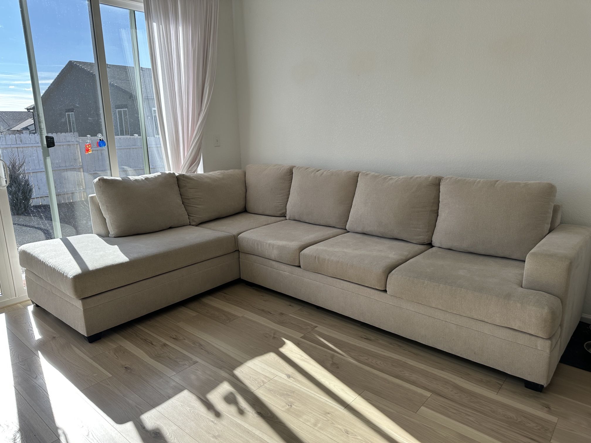 LS Boneterra Couch Sand