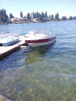 1994 Starcraft fiberglass boat with a 115 Mercury outboard engine
