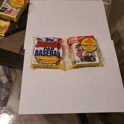 TOPPS BASEBALL CARDS 