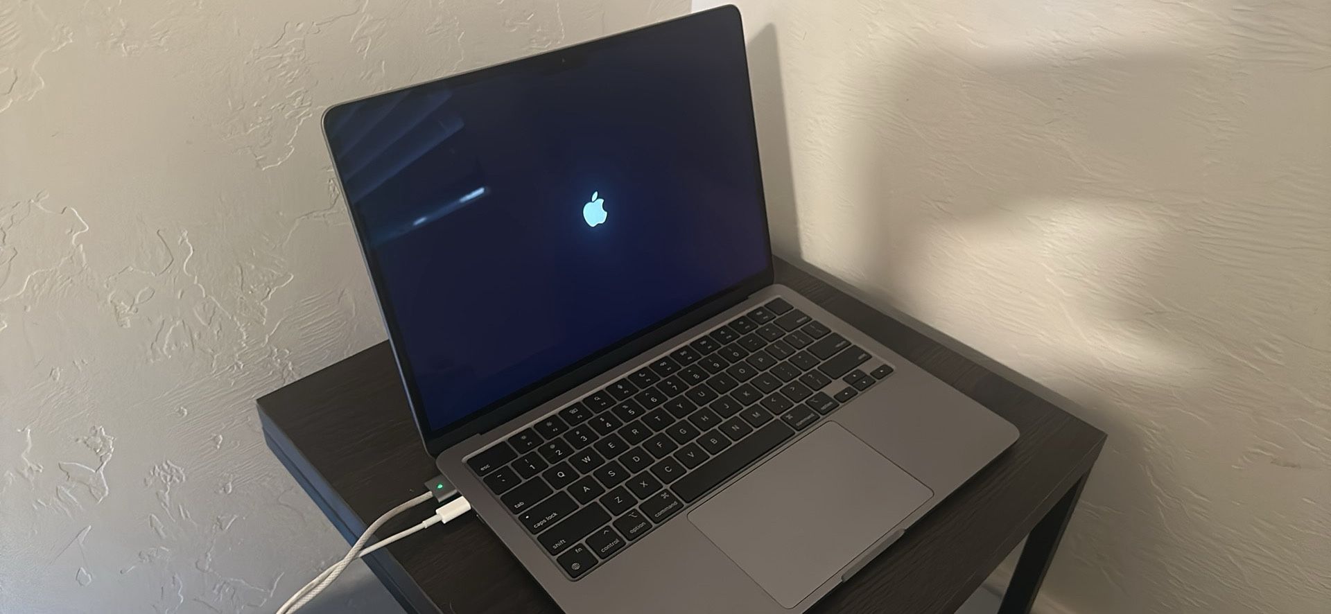 MacBook Air (2020) 16 Gb Storage 256 Gb Memory