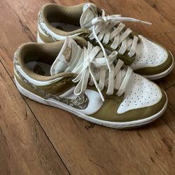 Nike
