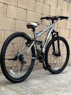 Mongoose Ledge 31 mountain bike full suspension 29er