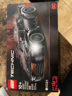 Lego Technic Batmobile #42127
