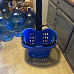 Versacart Blue Plastic Rolling Hand Basket Set - 21"L x 15"W x 16 3/4"Dgrea