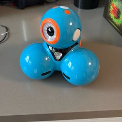 Wonder Workshop Dash and Dot Robot