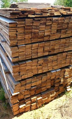 Reclaimed Cedar Pickets in Great Condition (pick up in Del Valle Austin)
