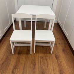 Kids Table And Chairs 