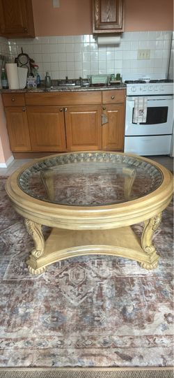 Schnadig Round Glass Coffee Table