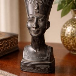 Egyptian-Style Bust Sculpture – Museum Replica – 8” Decorative Art Piece 