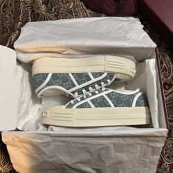 New Guccis Shoes Size 7.5