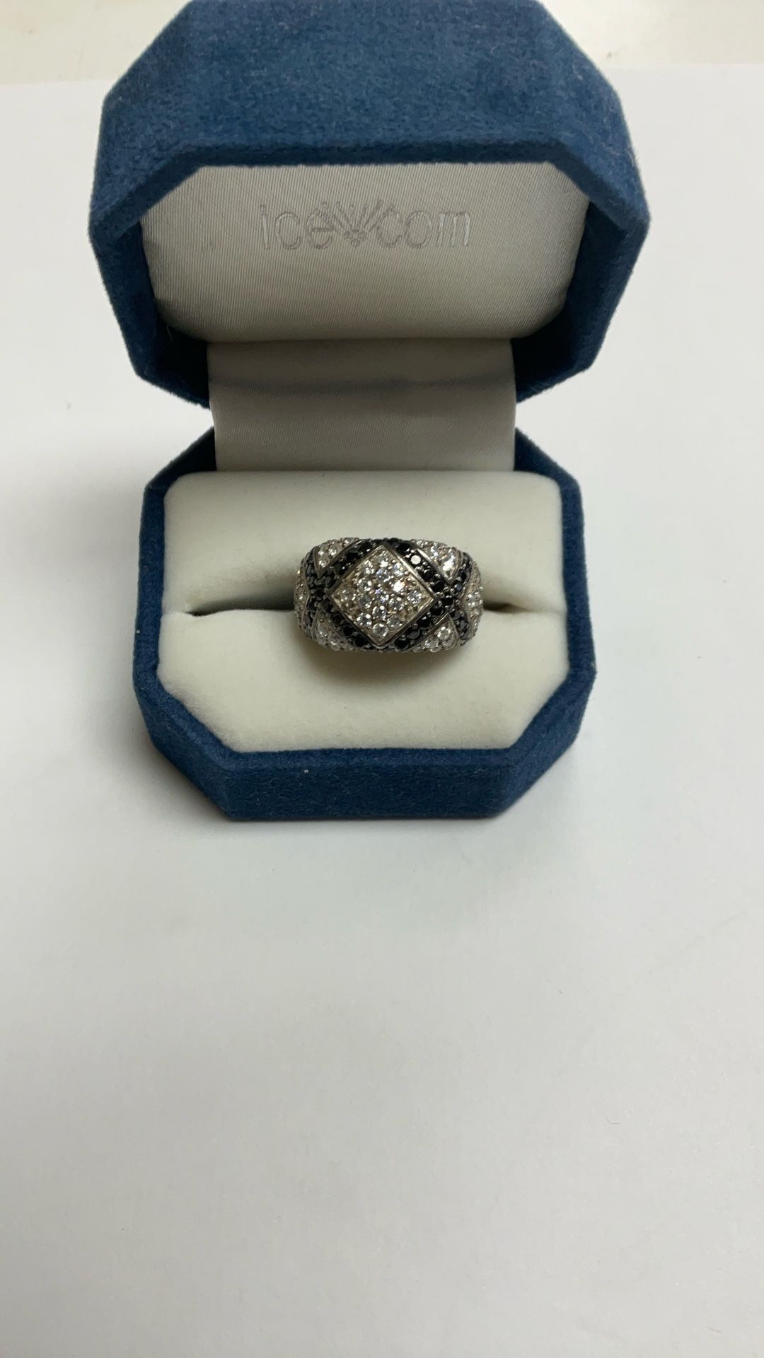 Sterling Silver Zirconia Ring