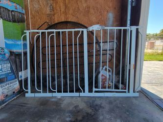Regalo Safety 29-56" Extra Wide Baby Gate