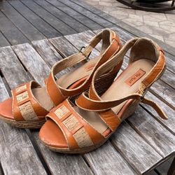 Miz Mooz Vintage Style Shoe