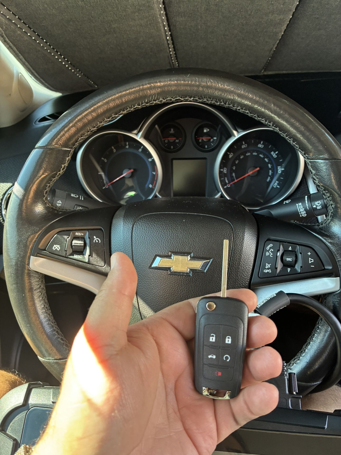 Car Keys/ Llaves De Carro