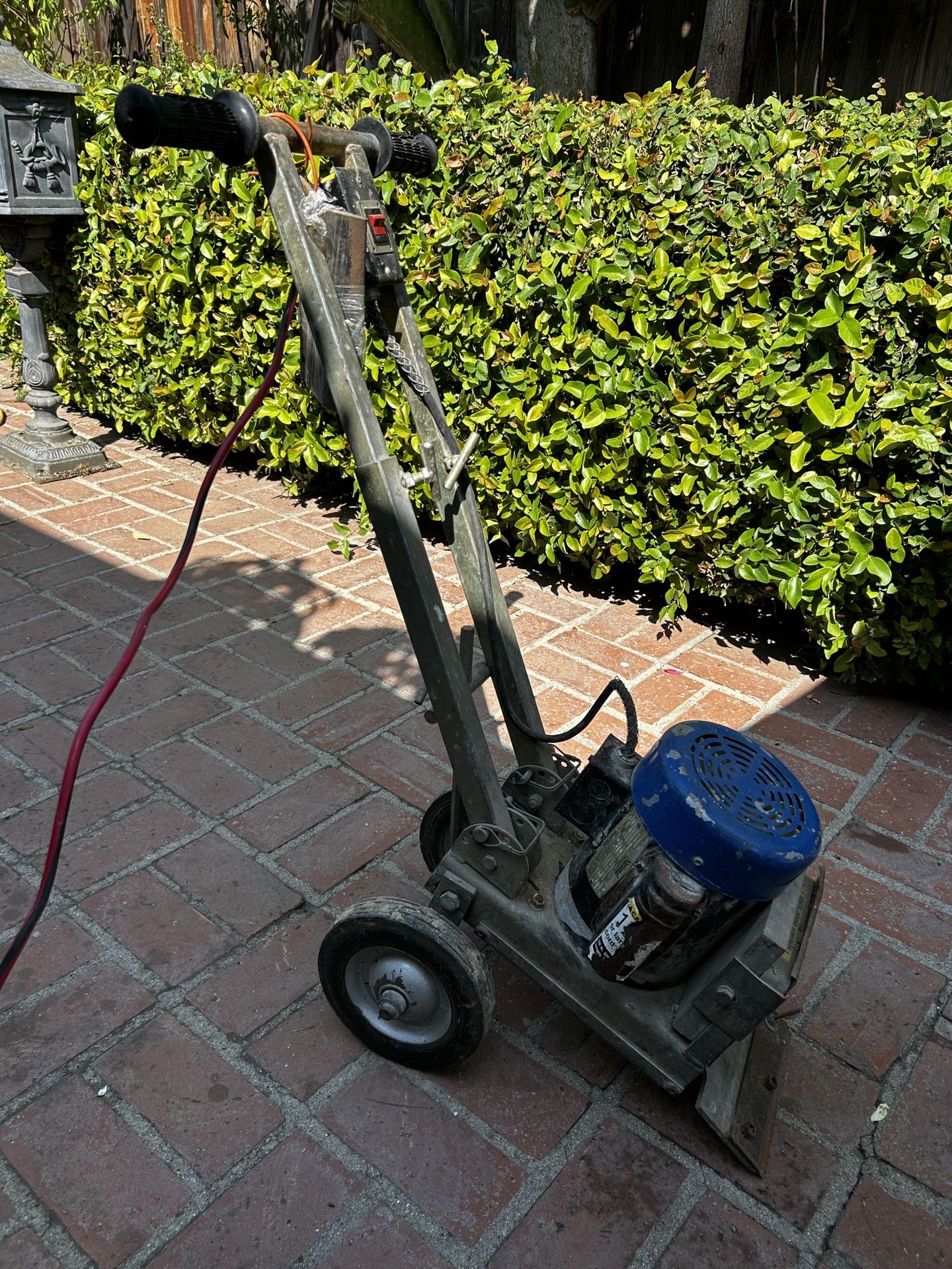 National Adjustable Handle Floor Scraper