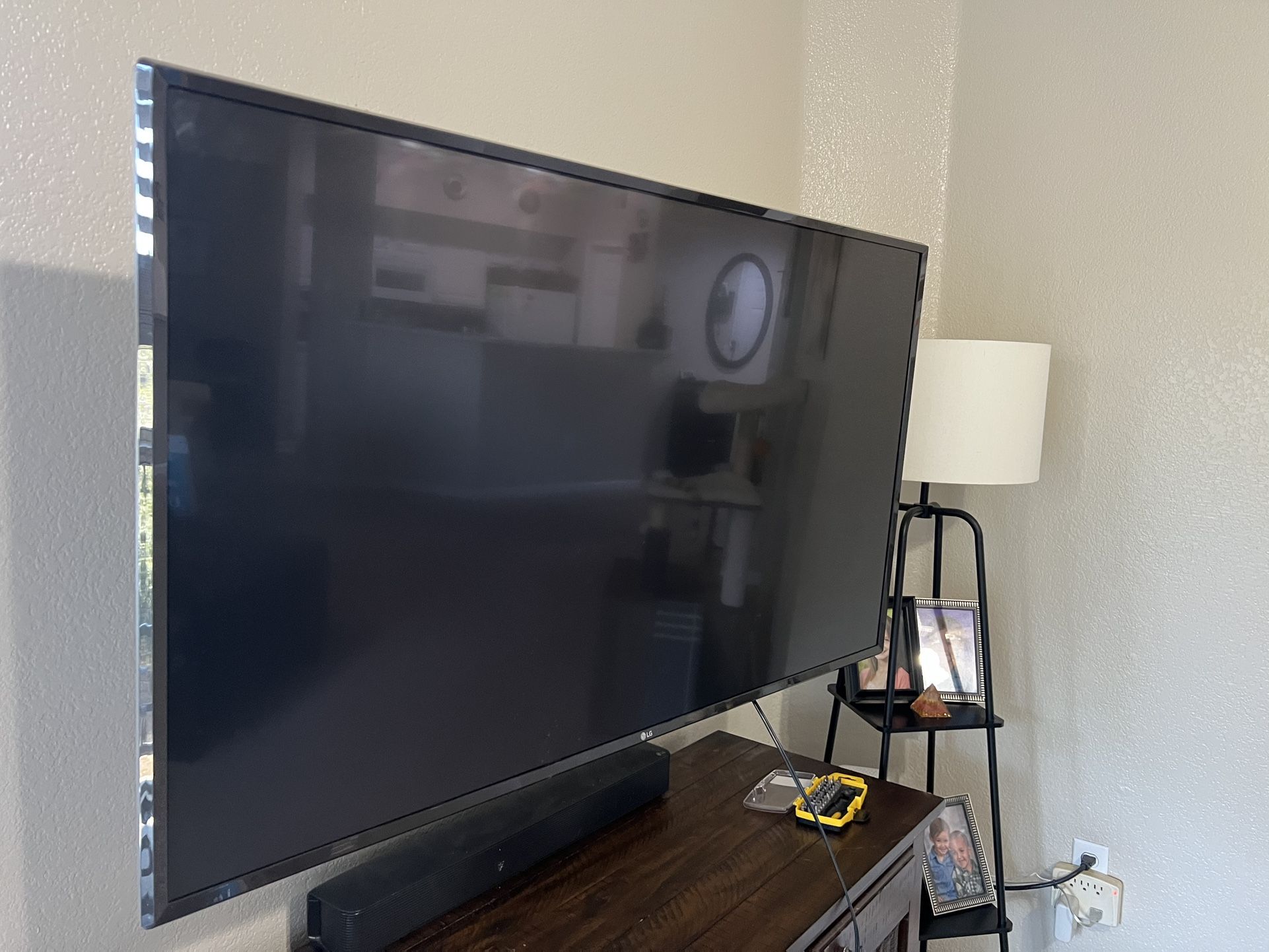 LG 50” Flat Screen