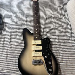 MULTIPLE GUITARS/BASSES AND AMP