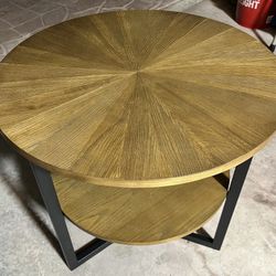 MODERN 25” TABLE WITH  STORAGE 