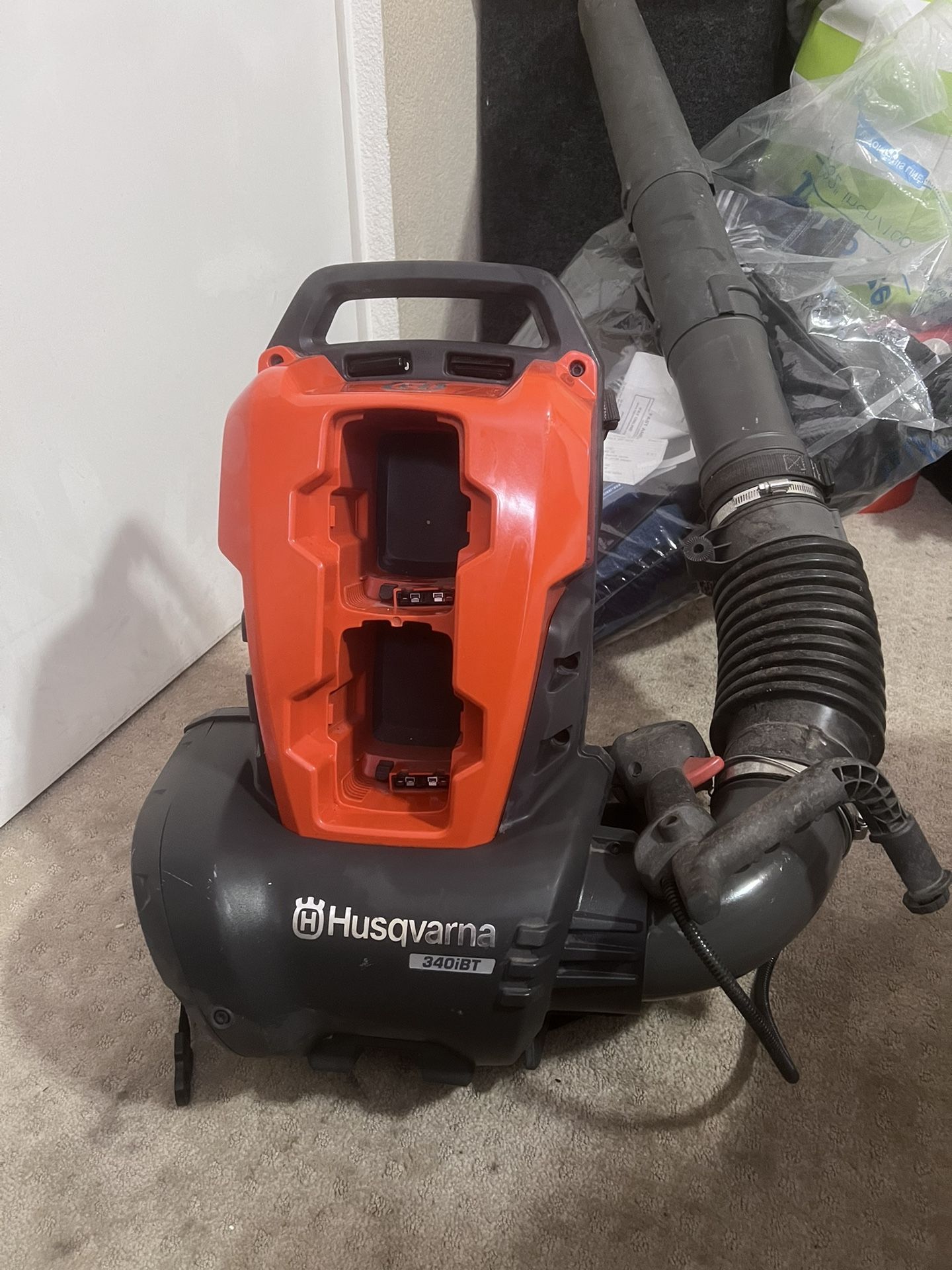 husqvarna Battery 340ibt leaf blower