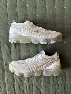 Women’s Nike VaporMax Flyknit Size 9